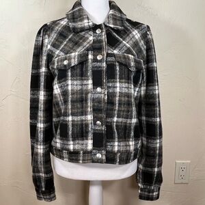 NWT-Blank NYC All The Best Cropped Shacket